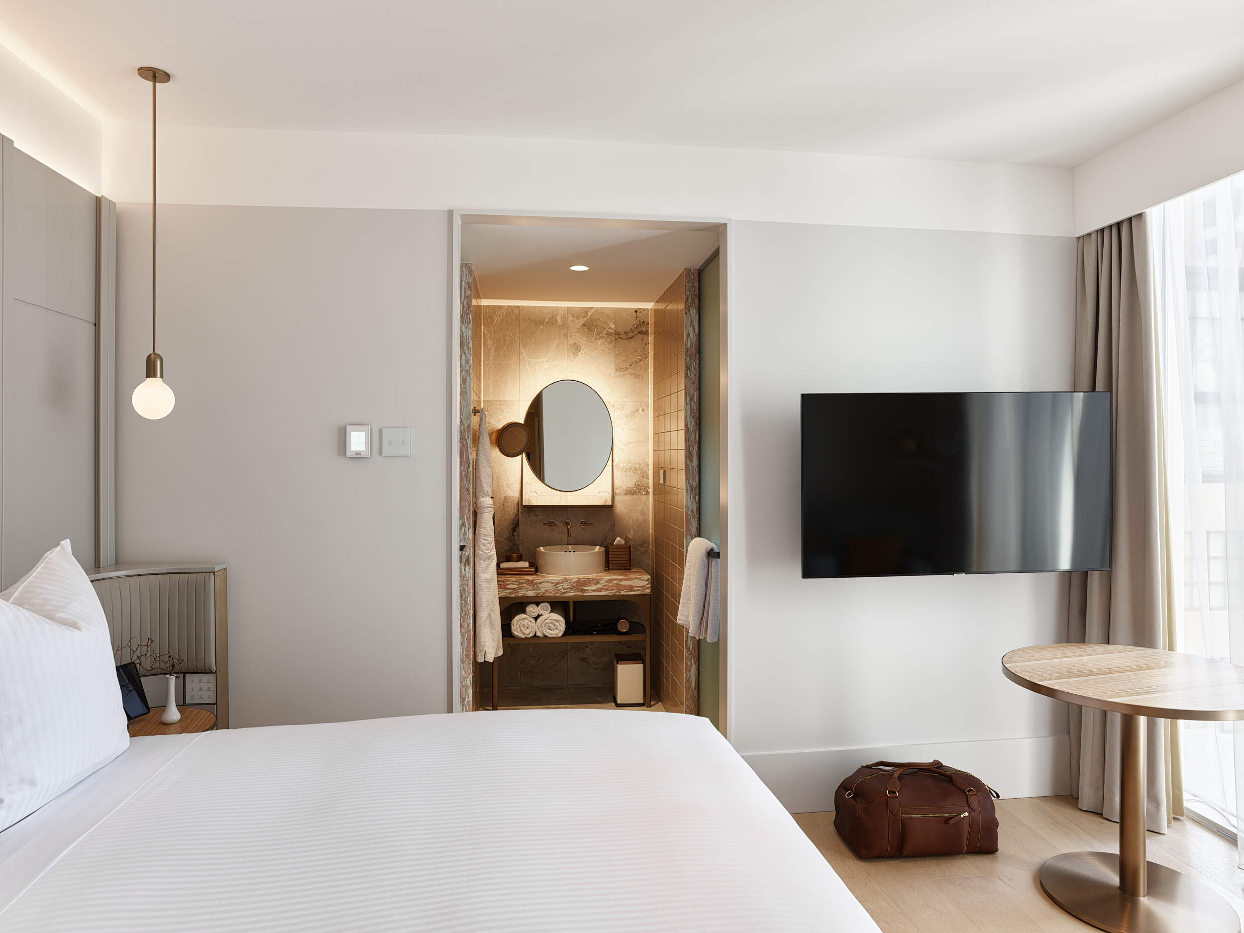 THEPORTERHOUSEHOTEL_Selects_StevenWoodburn_3